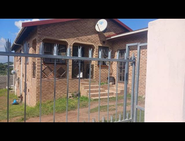 3 BEDROOM HOUSE FOR SALE IN MOORTON